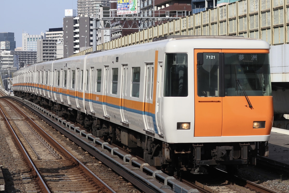 近畿日本鉄道 東花園検車区東生駒車庫 7020系 HL21