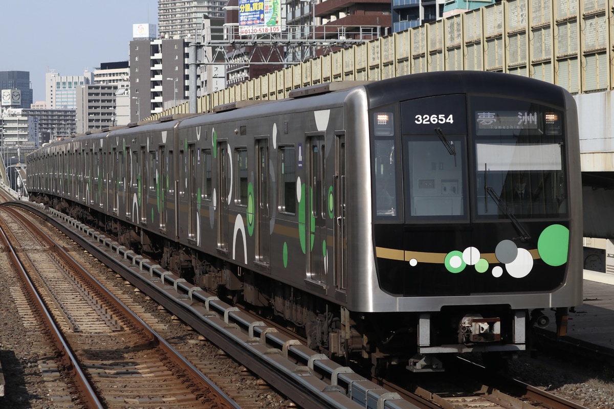 大阪市高速電気軌道 森之宮検車場 30000A系 32654F