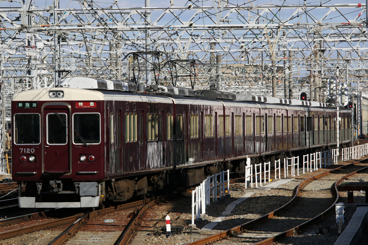 阪急電鉄 西宮車庫 7000系 7020F