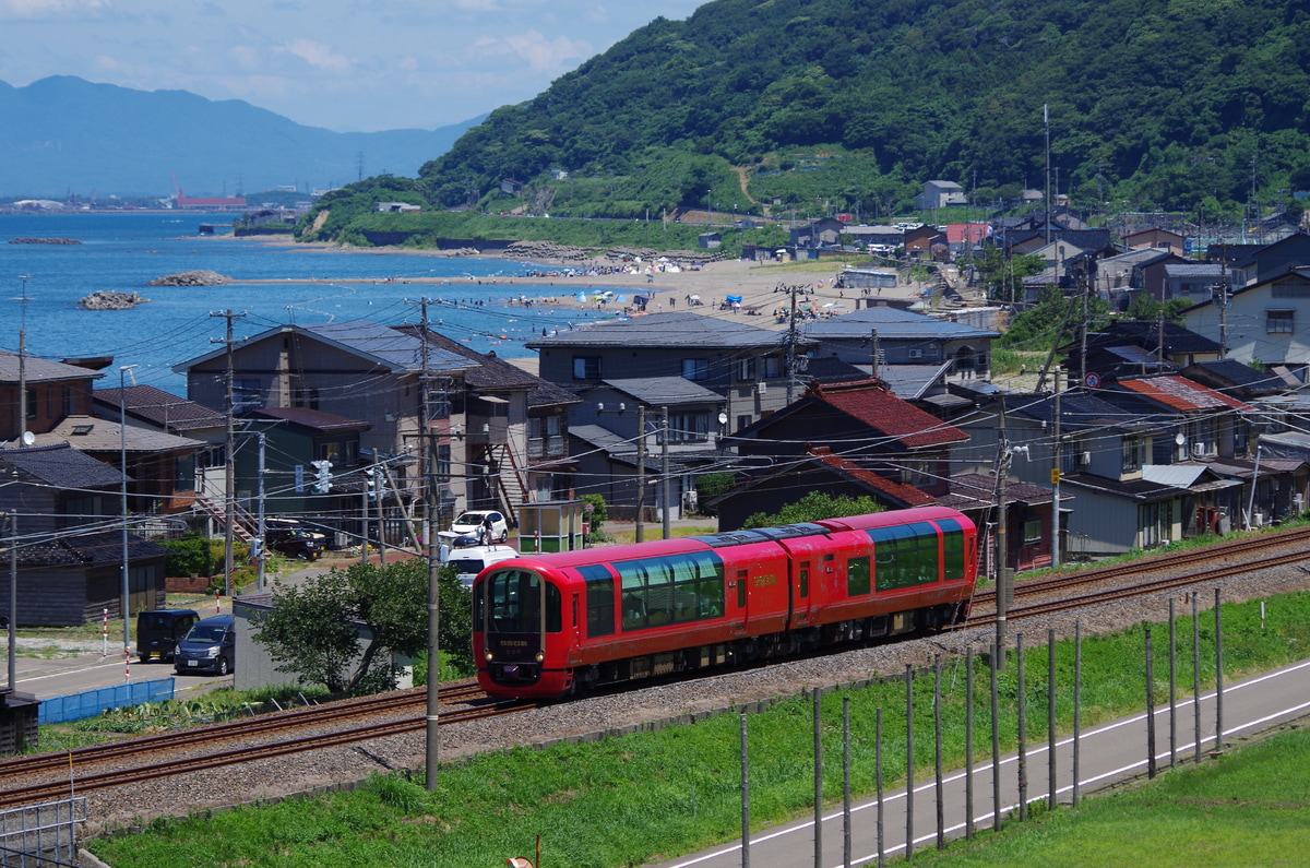 えちごトキめき鉄道 直江津運転センター ET122形 