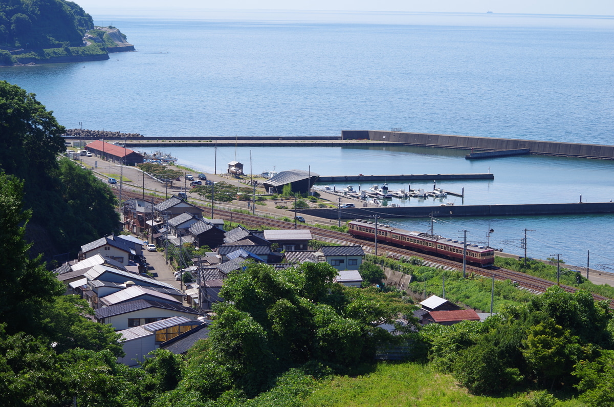 えちごトキめき鉄道 直江津運転センター 413系 W01編成