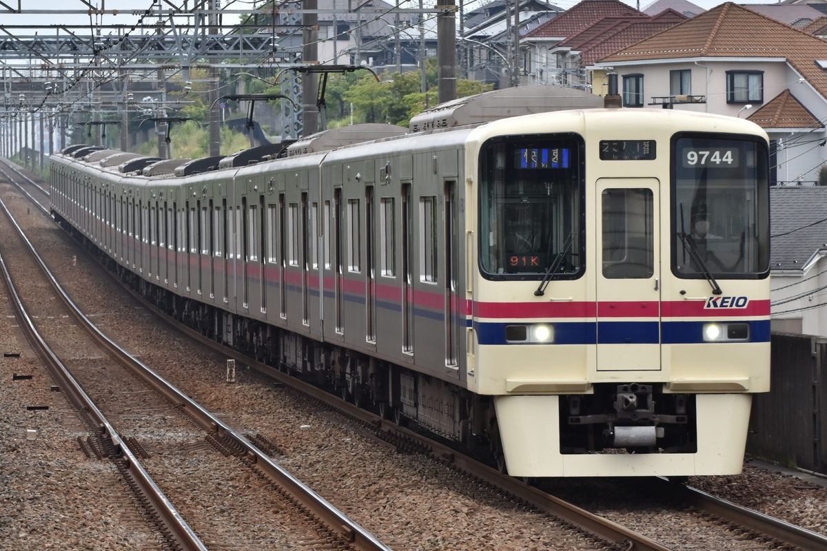 京王電鉄 若葉台検車区 9000系 9744F