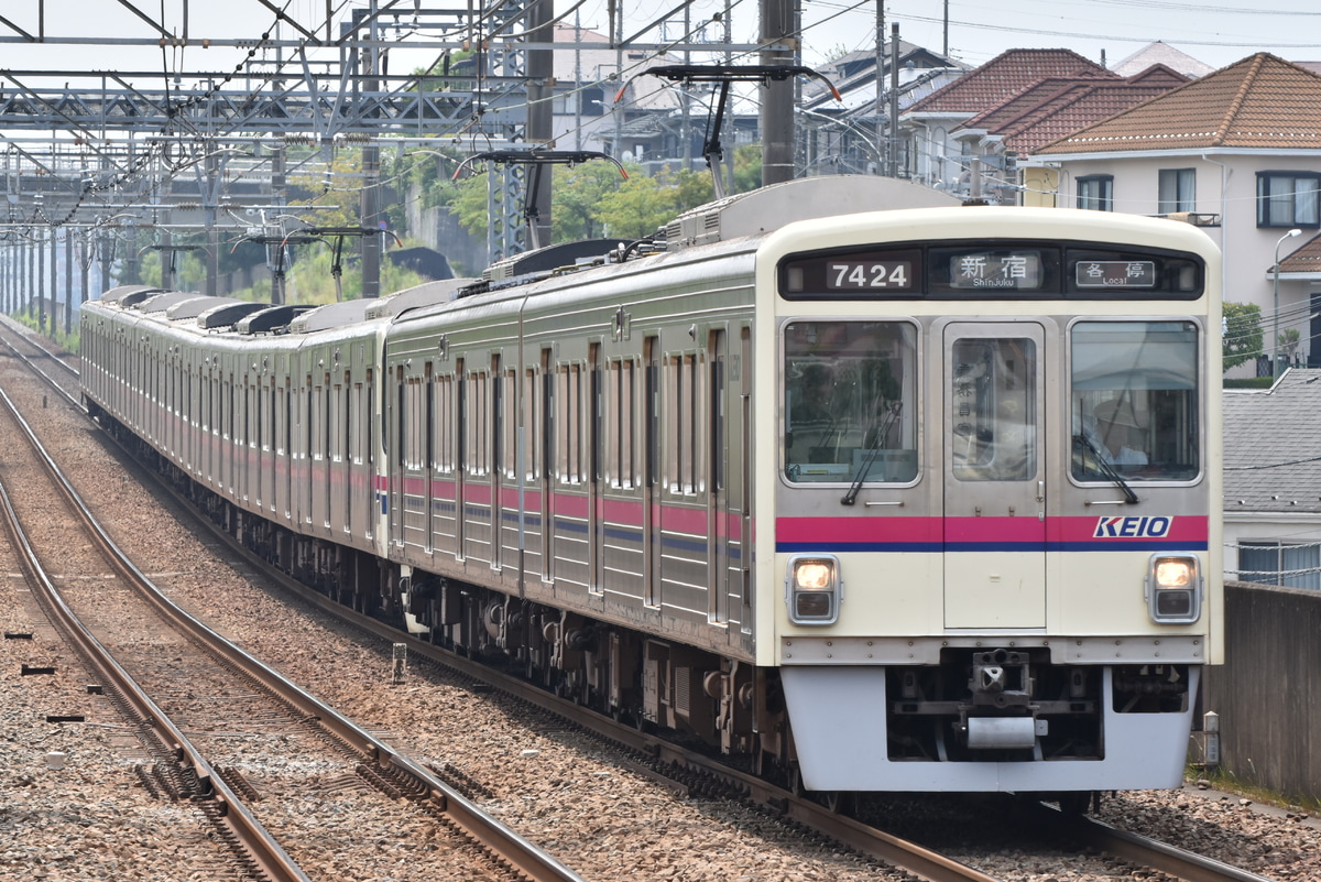 京王電鉄 若葉台検車区 7000系 7424F