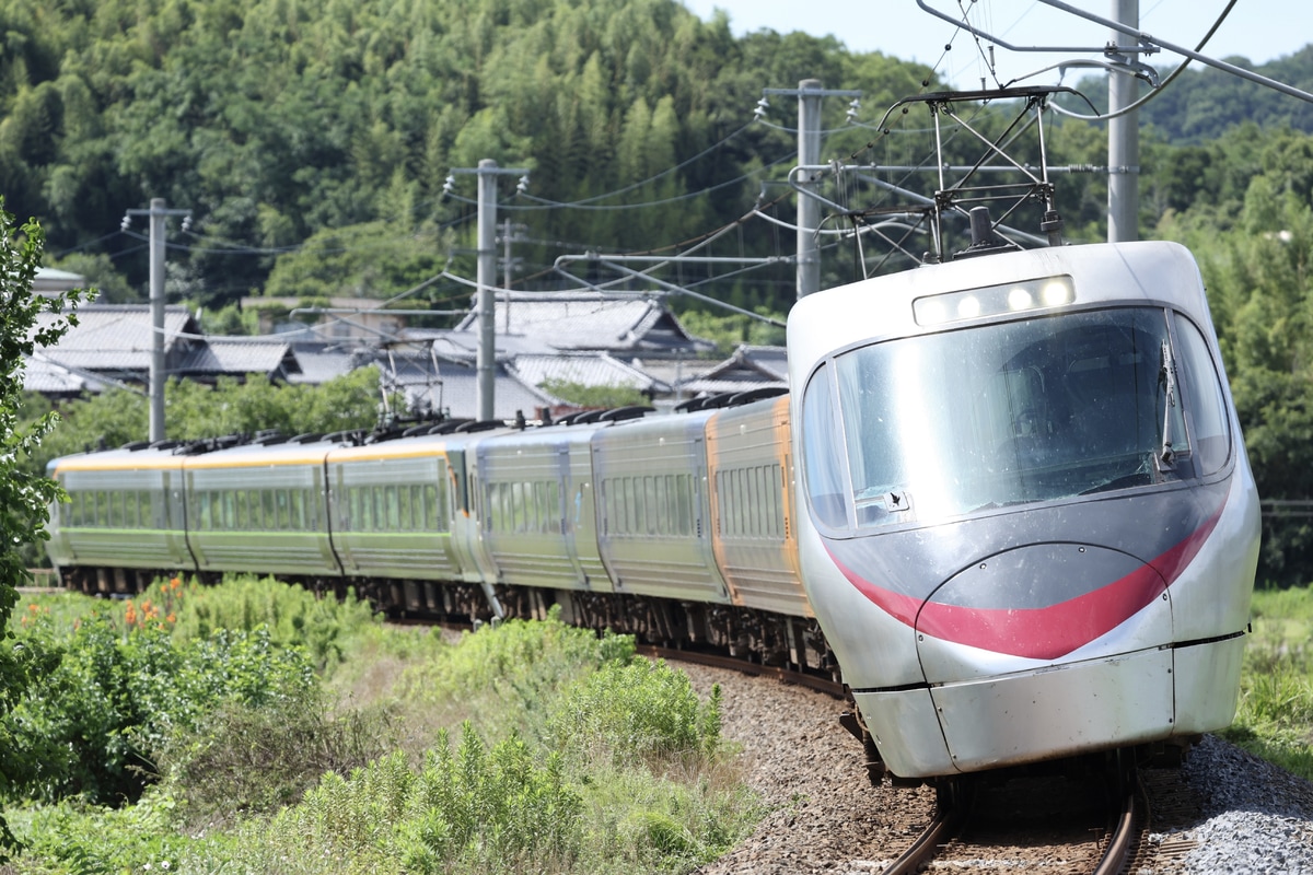 JR四国 松山運転所 8000系 L1編成