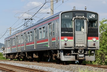 JR四国7200系R03編成を讃岐塩屋～多度津間で撮影した画像