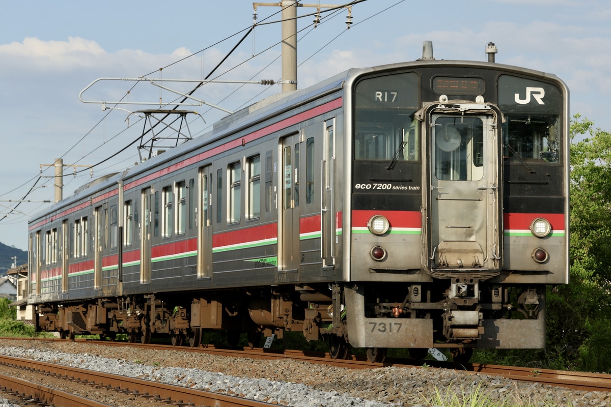 JR四国 高松運転所 7200系 R17編成