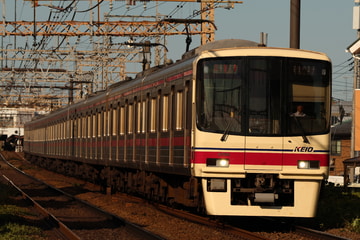 京王電鉄8000系8706fをつつじケ丘～柴崎間で撮影した画像