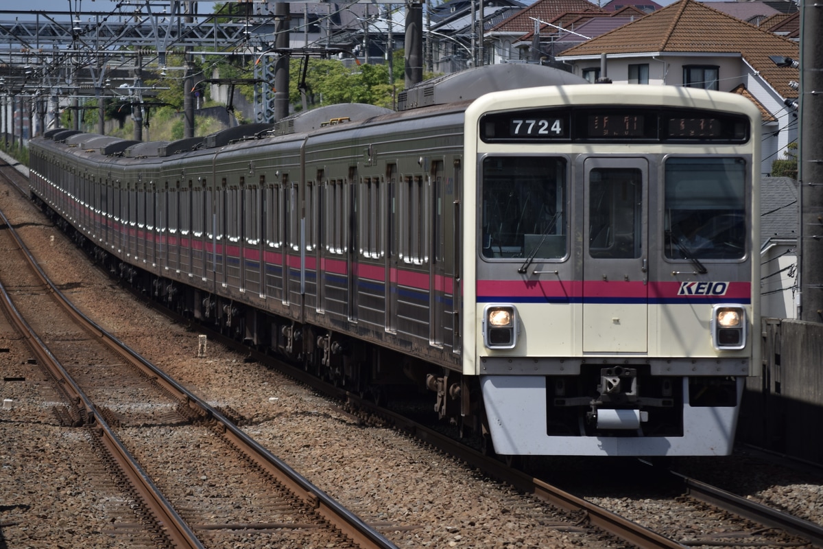 京王電鉄 若葉台検車区 7000系 7724F