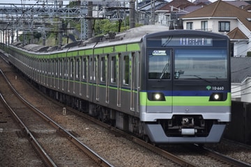 東京都交通局10-300形10-660Fを京王堀之内駅で撮影した画像