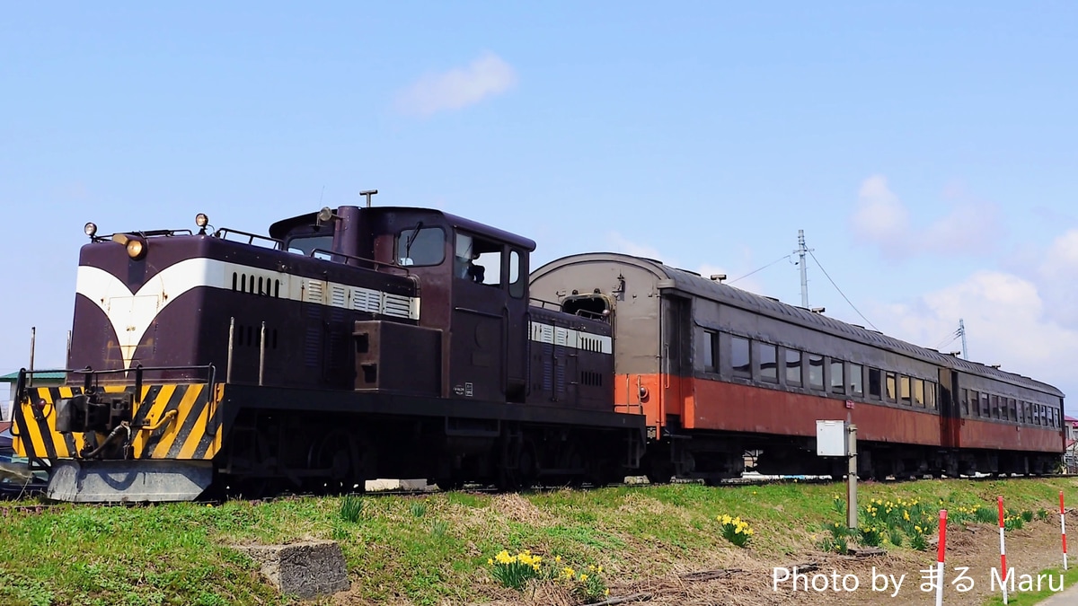 津軽鉄道 津軽五所川原機関区 DD350形 DD352
