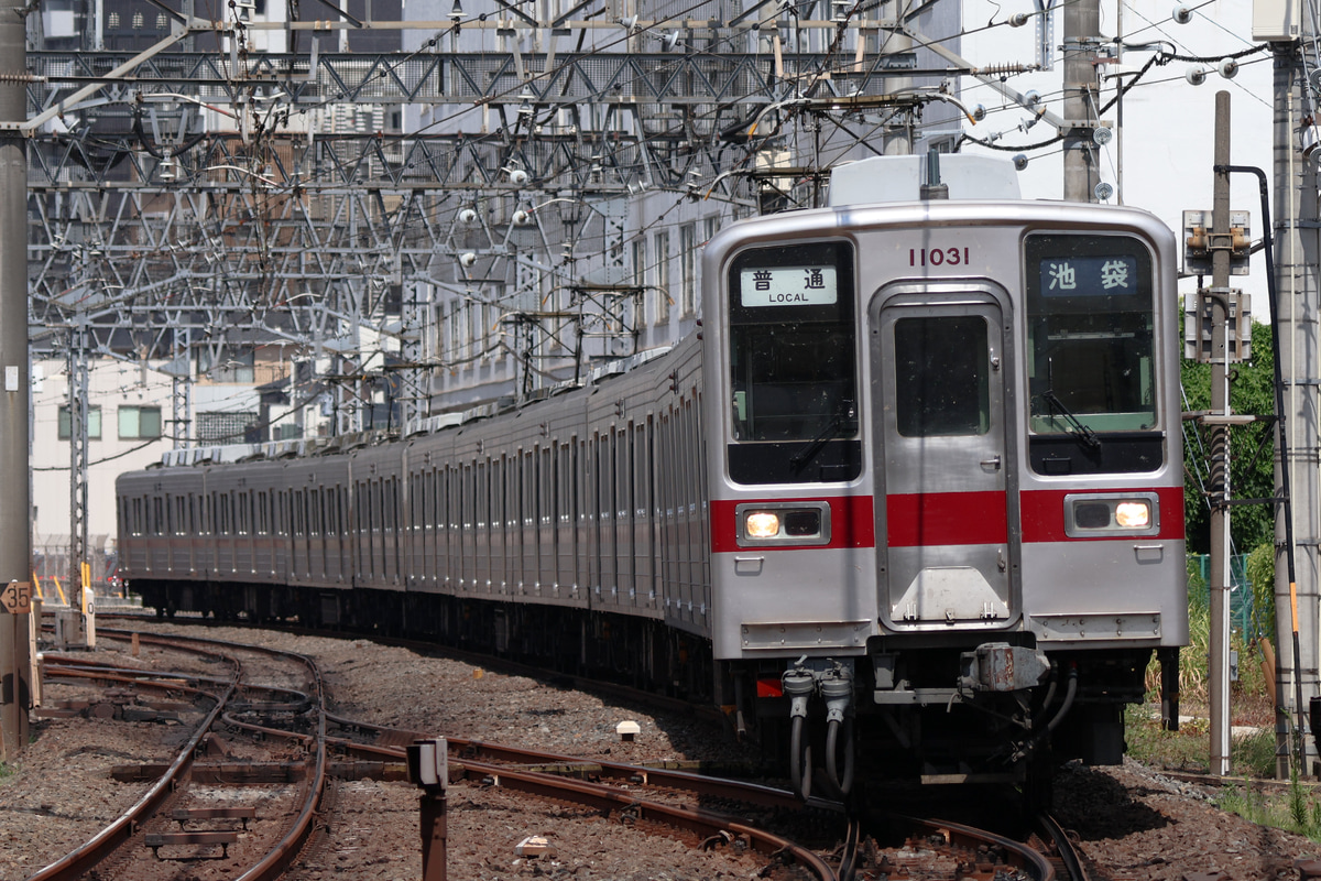東武鉄道 森林公園検修区 10030型 11031f