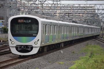 西武鉄道30000系30105Fを新所沢駅で撮影した画像
