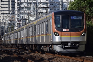 東京メトロ17000系17190Fを都立大学～自由が丘間で撮影した画像