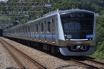 小田急電鉄5000形5059×10をはるひ野駅で撮影した画像