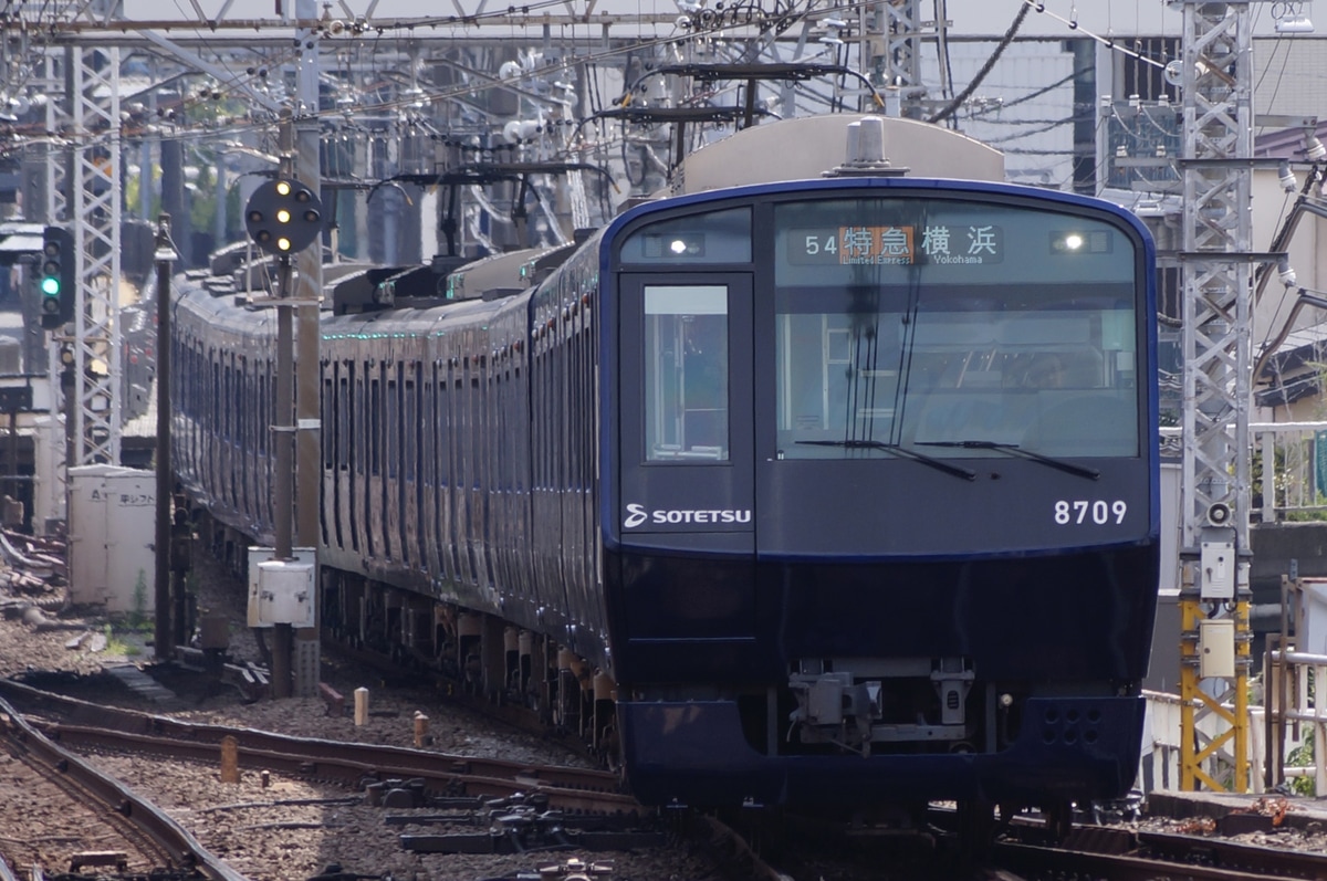 相模鉄道 かしわ台車両センター 8000系 8709f