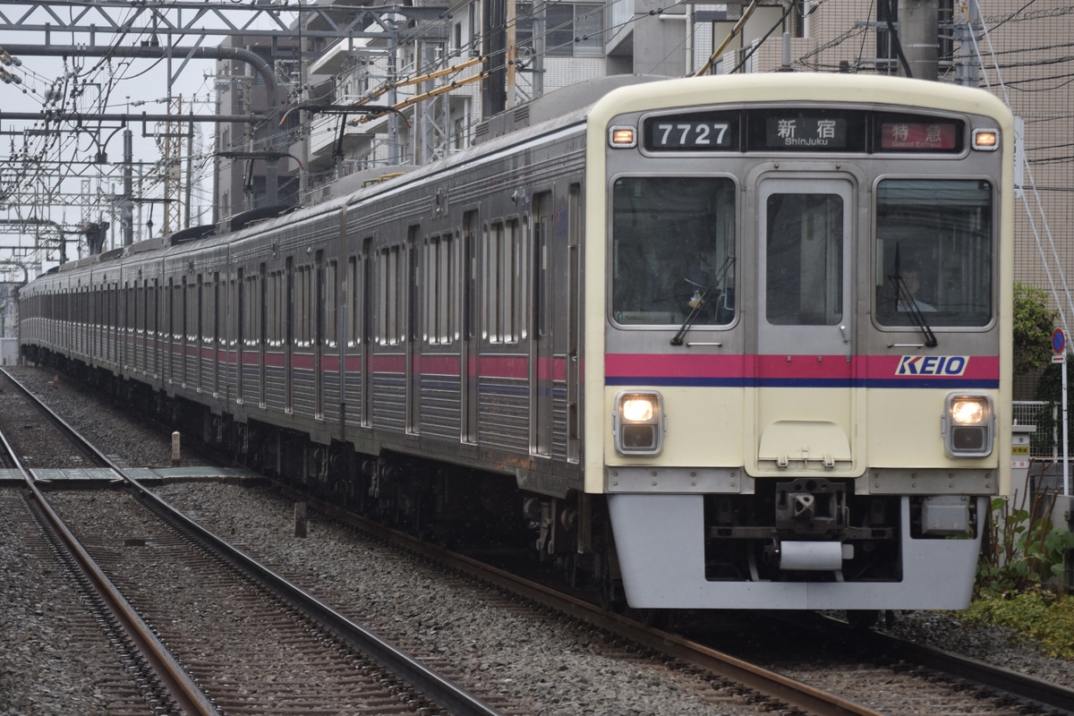 京王電鉄 若葉台検車区 7000系 7727F