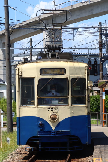 byT6