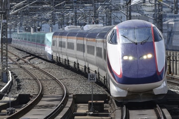 JR東日本E3系L68編成を大宮駅で撮影した画像