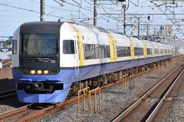 JR東日本255系マリBe-05編成を船橋～市川間で撮影した画像