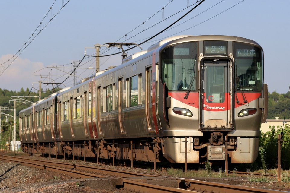 JR西207系S24編成の写真