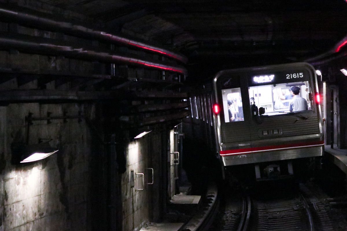 大阪市交通局 中百舌鳥検車場 21系 21615F