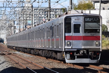 東武鉄道9000系9102Fを柳瀬川～志木間で撮影した画像