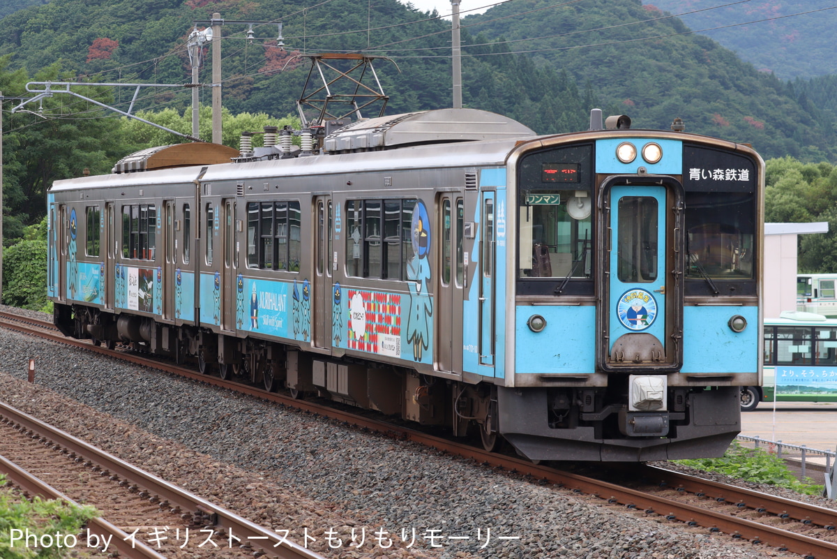 青い森鉄道  青い森701系 