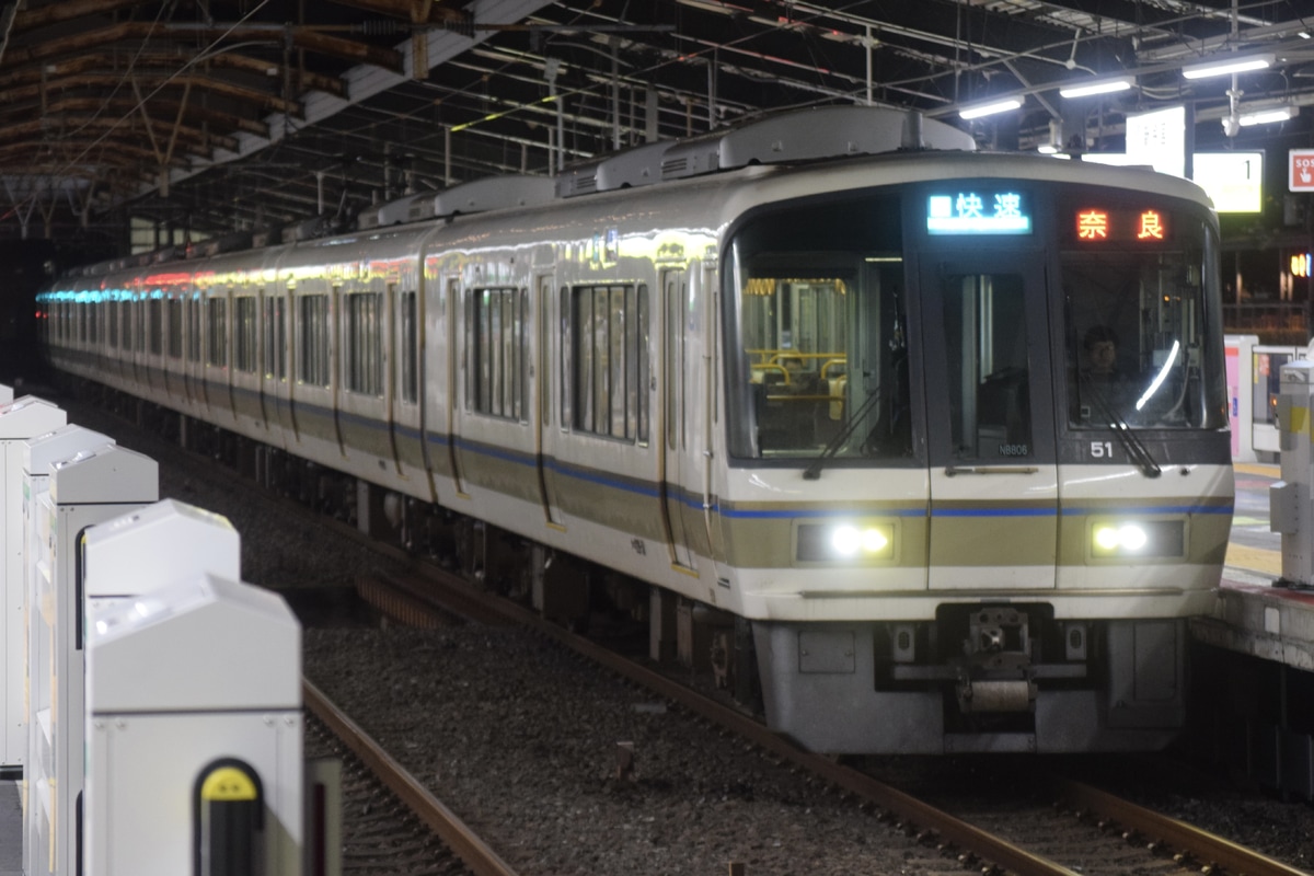 JR西日本 吹田総合車両所奈良支所 221系 NB806編成