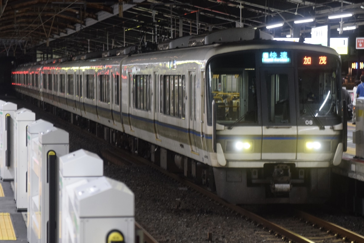 JR西日本 吹田総合車両所奈良支所 221系 NA425編成