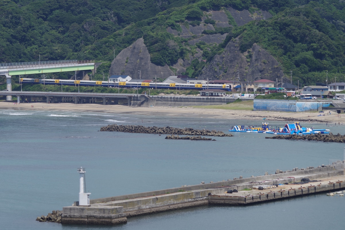 JR東日本 幕張車両センター本区 255系 マリBe-03編成