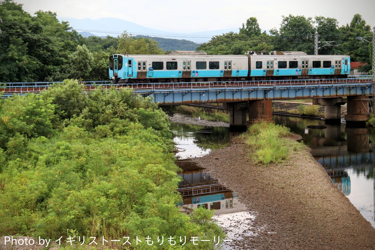 青い森鉄道  青い森703系 