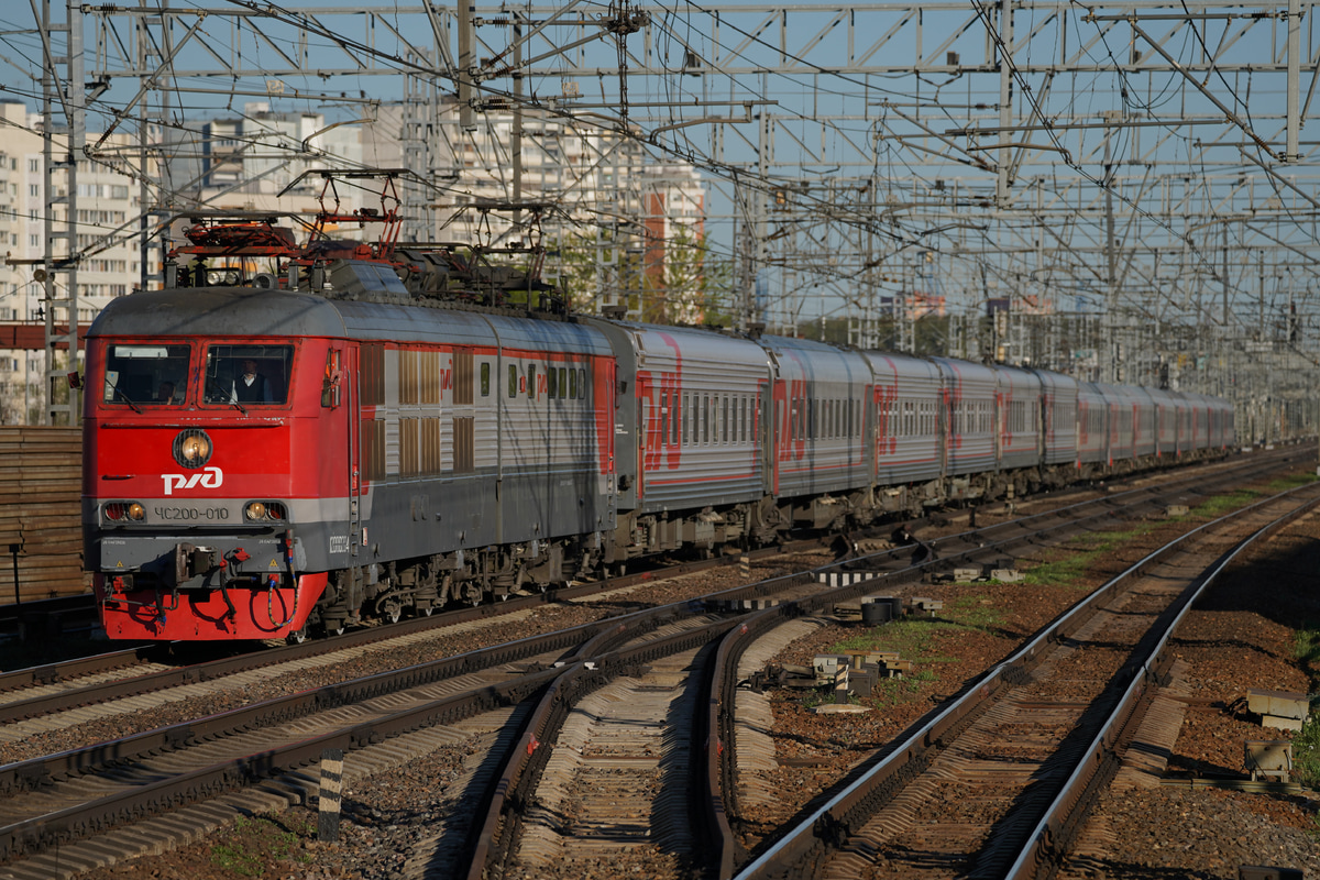 ロシア鉄道  ЧС200 