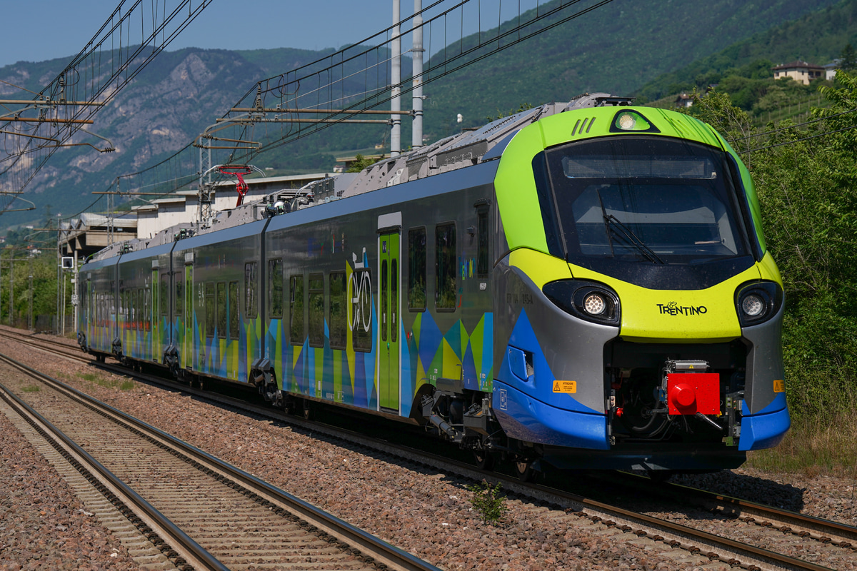 トレニタリア(Trenitalia)  ETR104 