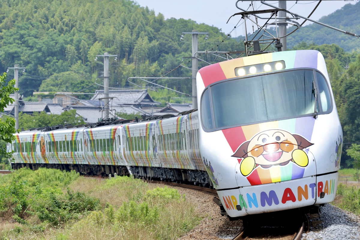 JR四国 松山運転所 8000系 L3編成