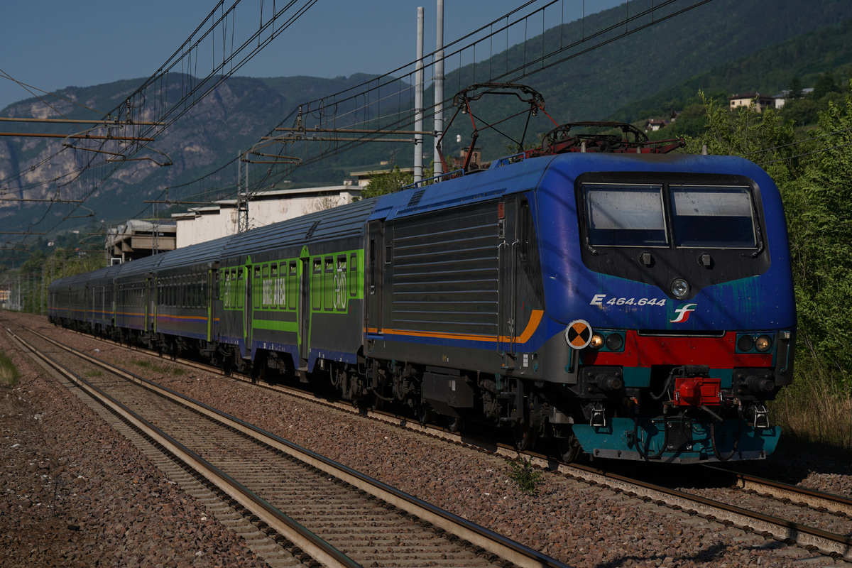 トレニタリア(Trenitalia)  E464 