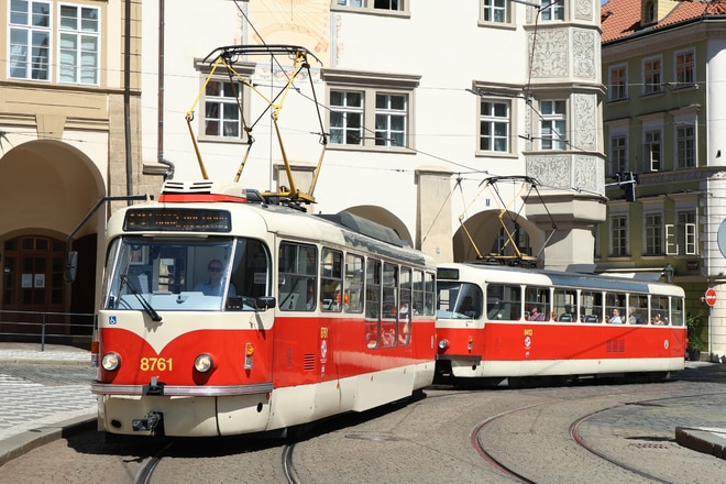 T3R.PLF8561をMalostranské náměstí Stationで撮影した写真
