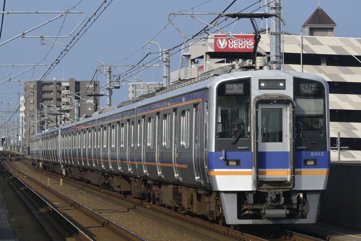 南海電気鉄道 住ノ江検車区 8000系 8013F