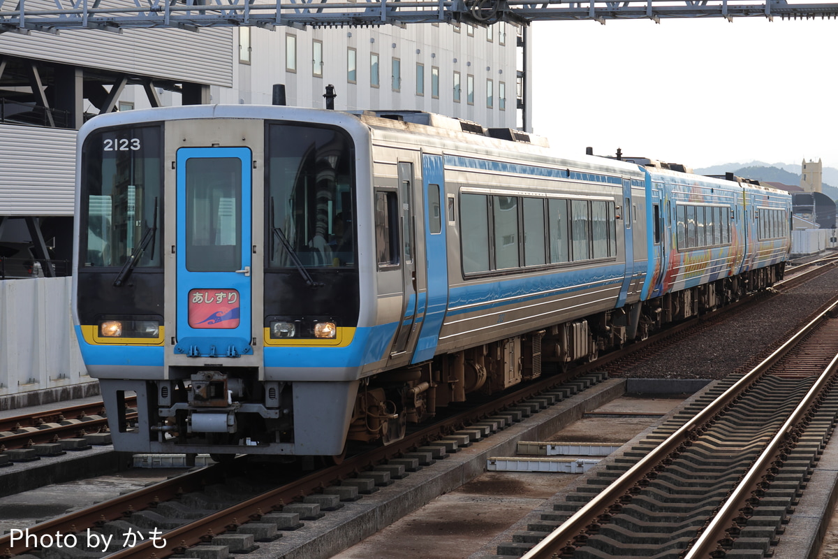 JR四国 高知運転所 2000系 2123
