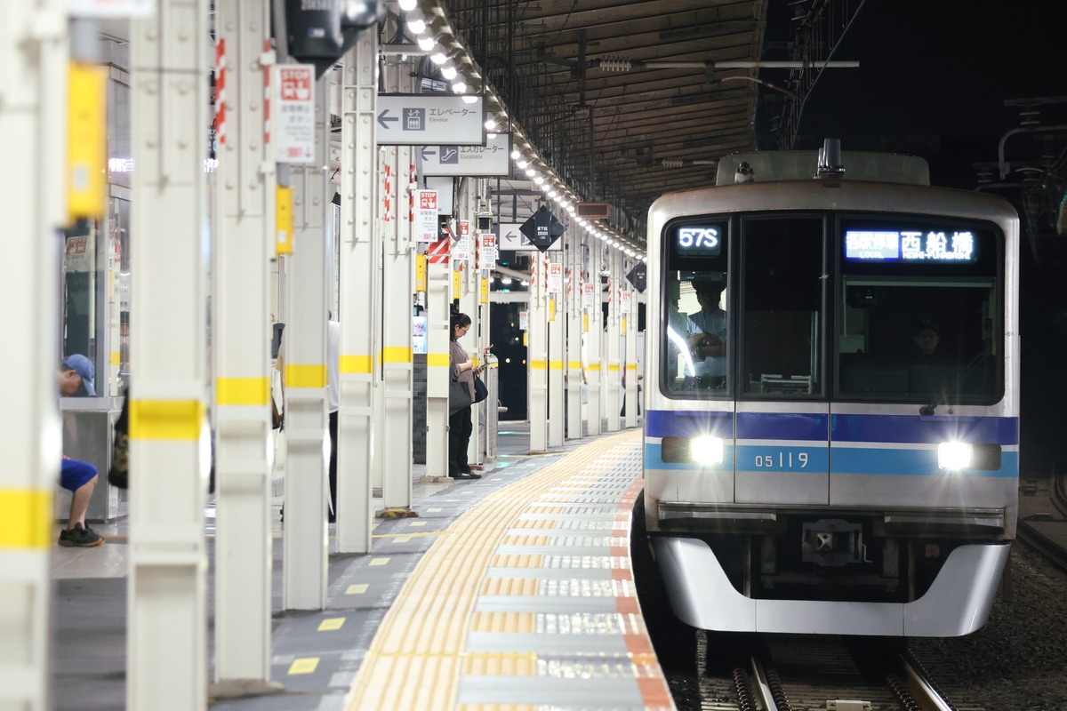 東京メトロ 深川検車区 05系 05-119F
