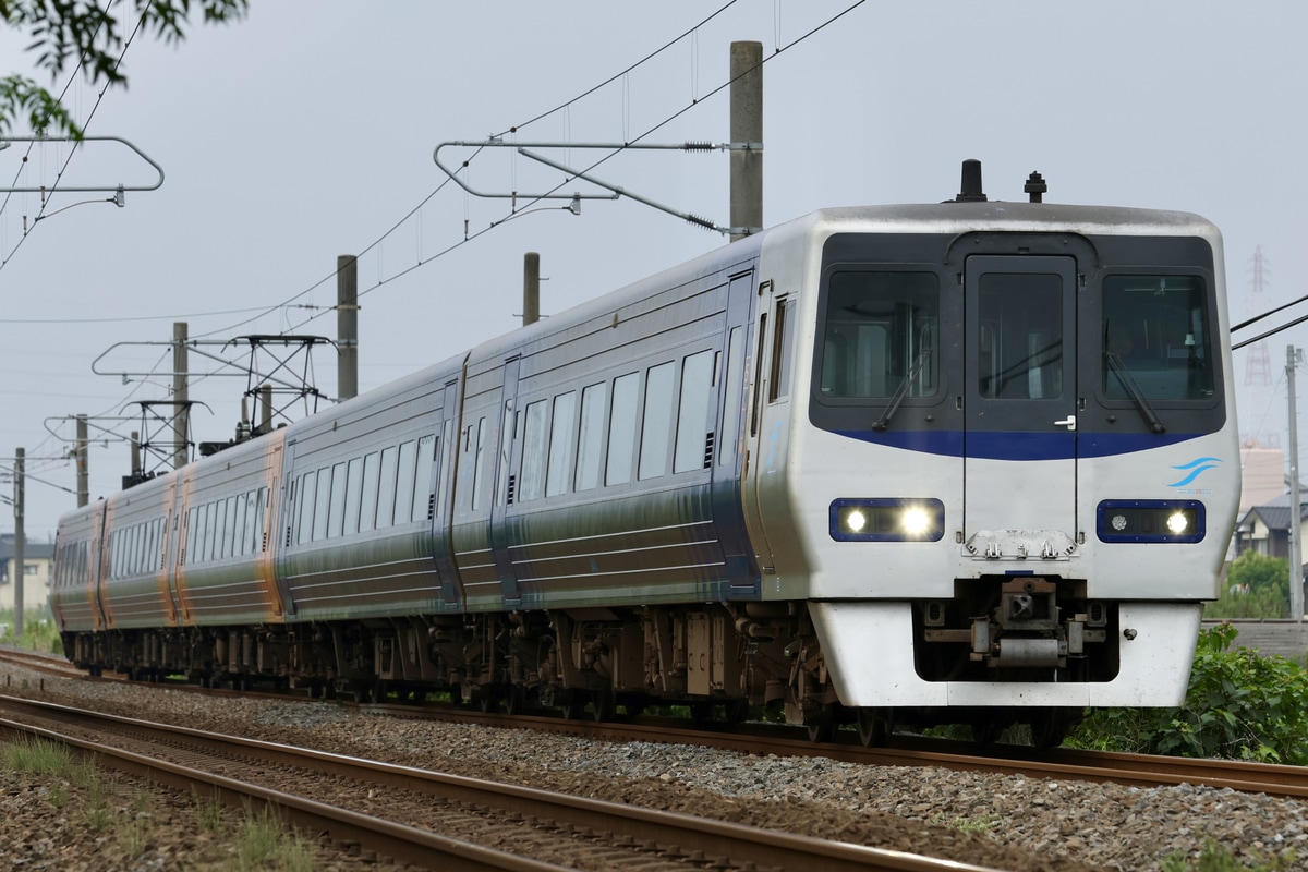 JR四国 松山運転所 8000系 L2編成