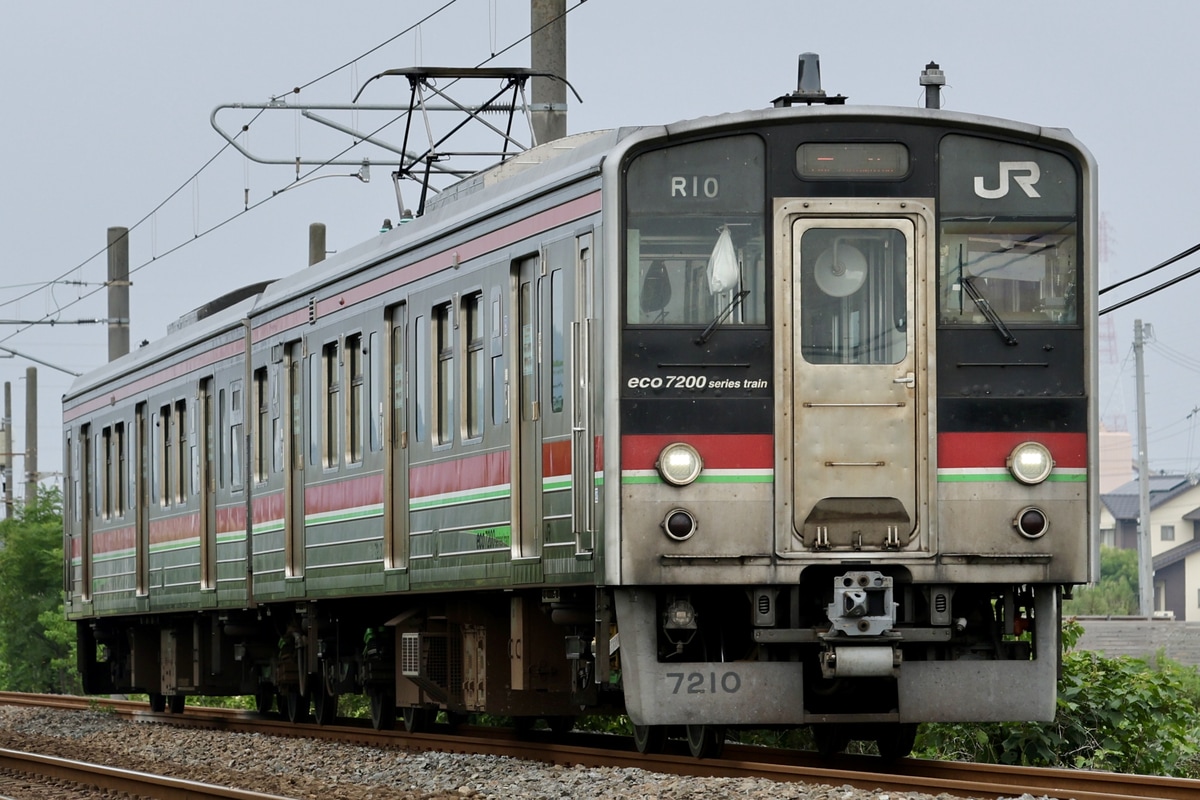 JR四国 高松運転所 7200系 R10編成