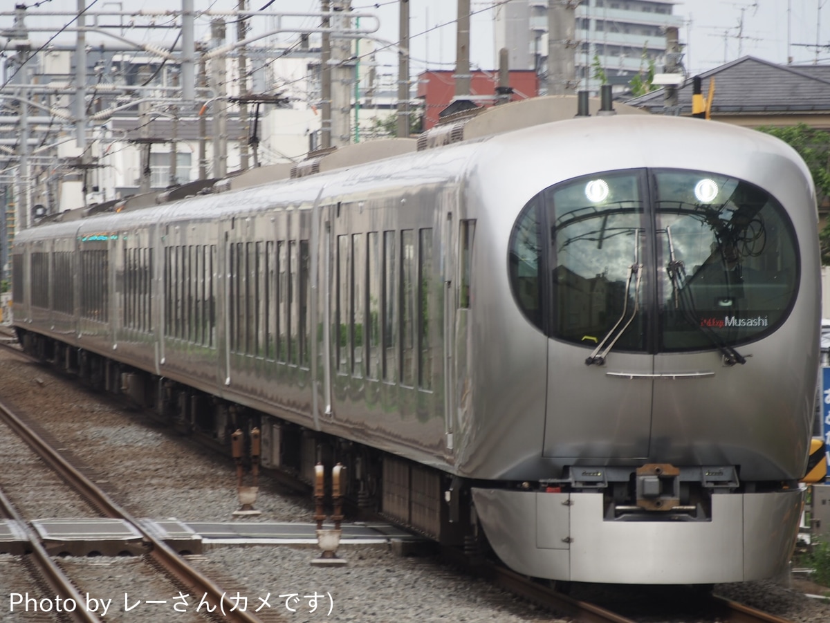 西武鉄道  001系 001-A1F