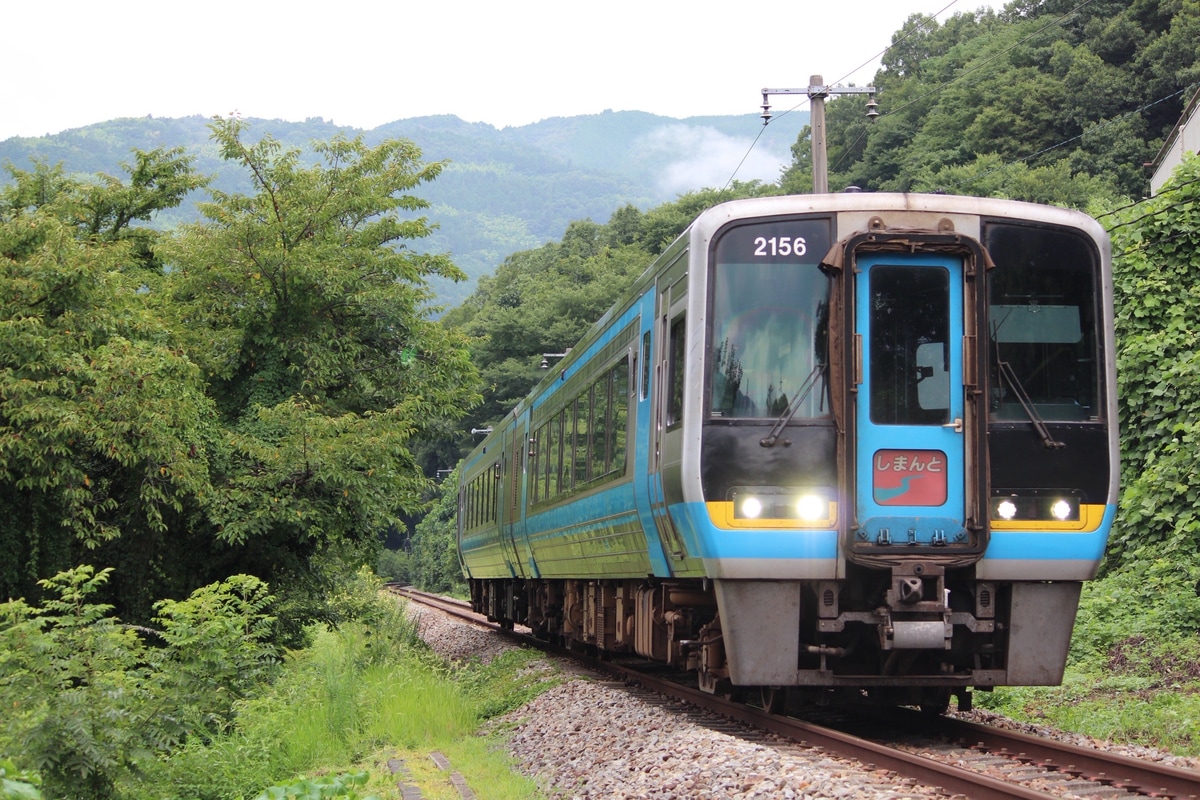 JR四国 高知運転所 2000系 