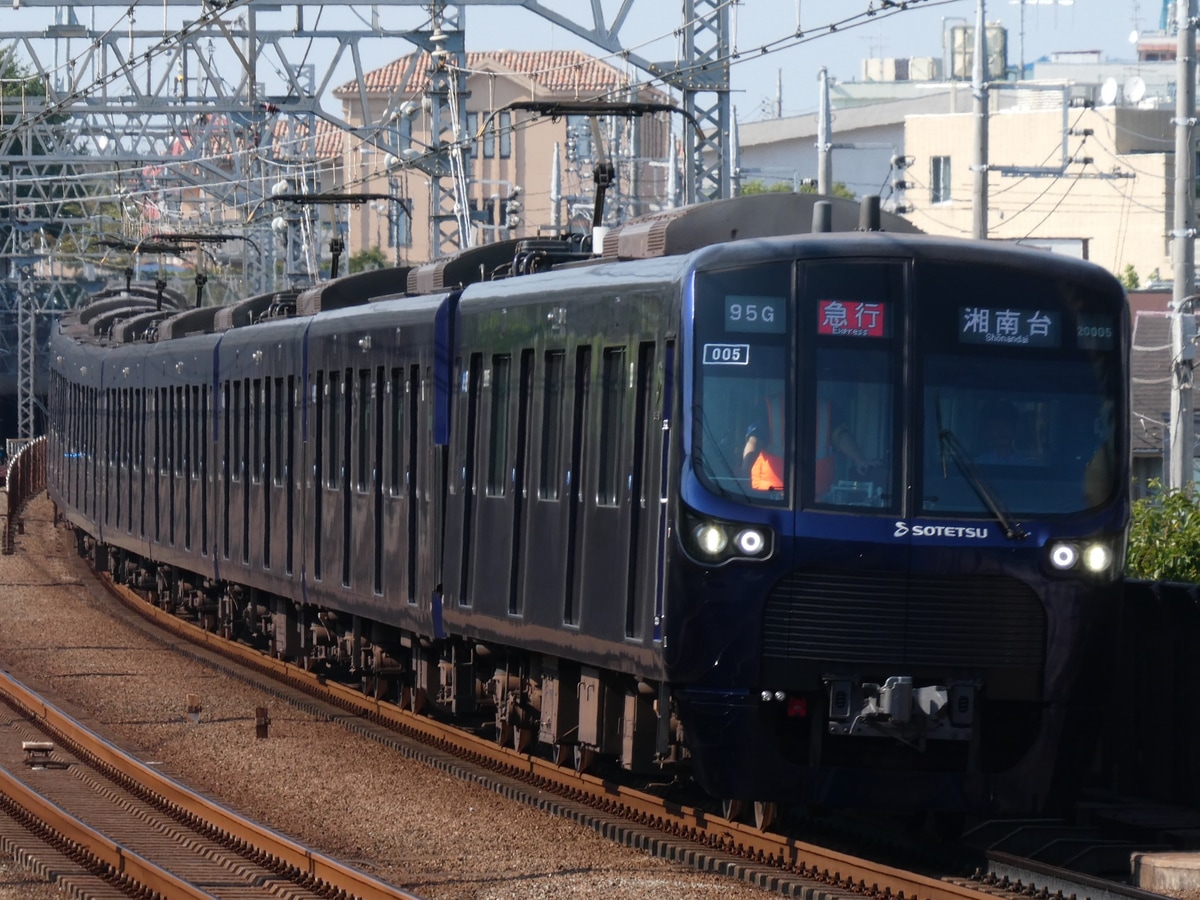 相模鉄道 かしわ台車両センター 20000系 20005F