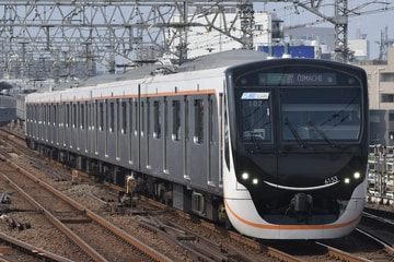東急電鉄6020系6153Fを二子玉川駅で撮影した画像