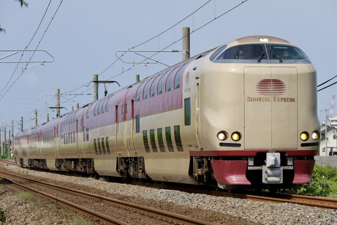 後藤総合車両所出雲支所285系クハネ285-2を多度津～讃岐塩屋間で撮影した写真