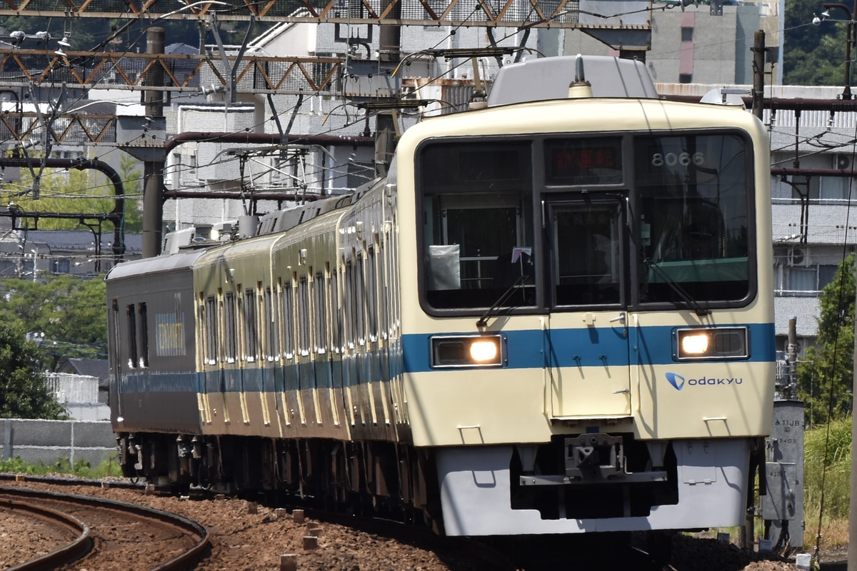小田急電鉄  8000形 8066f