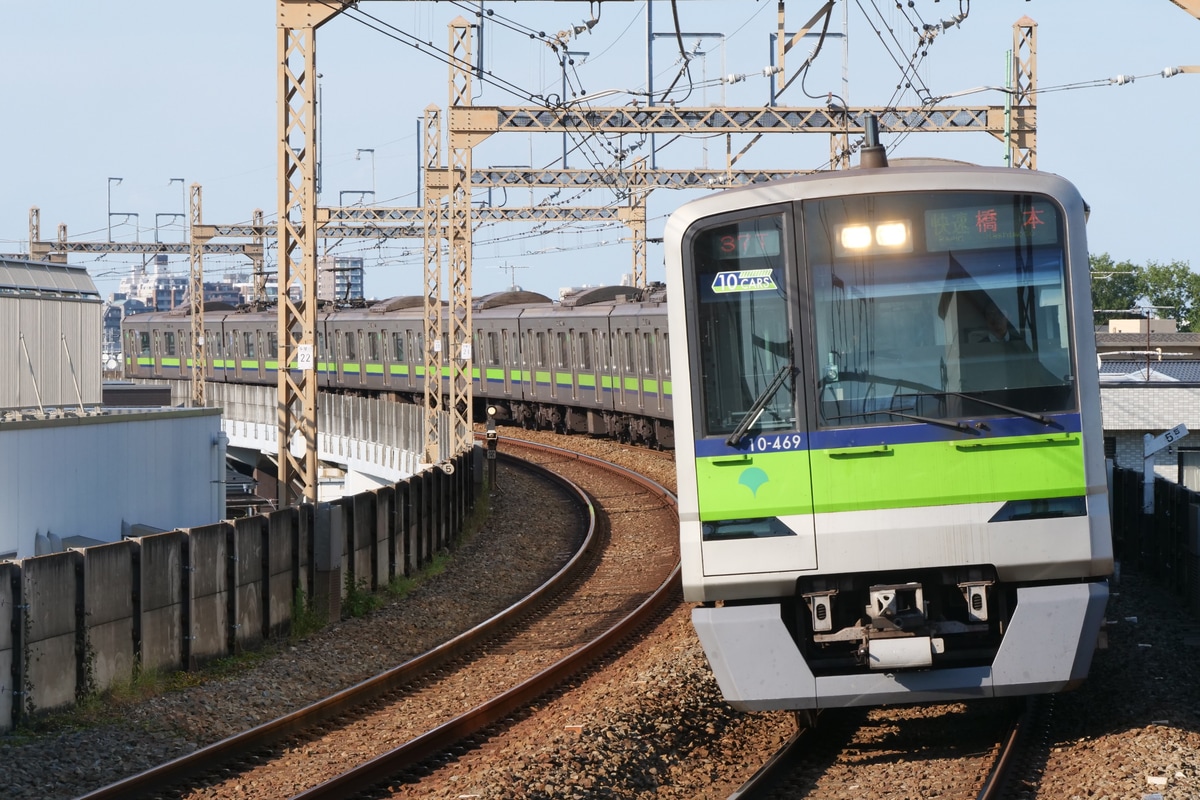 東京都交通局 大島車両検修場 10-300形 10-460F