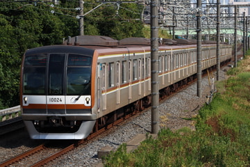 東京メトロ10000系10124fをみずほ台～柳瀬川間で撮影した画像
