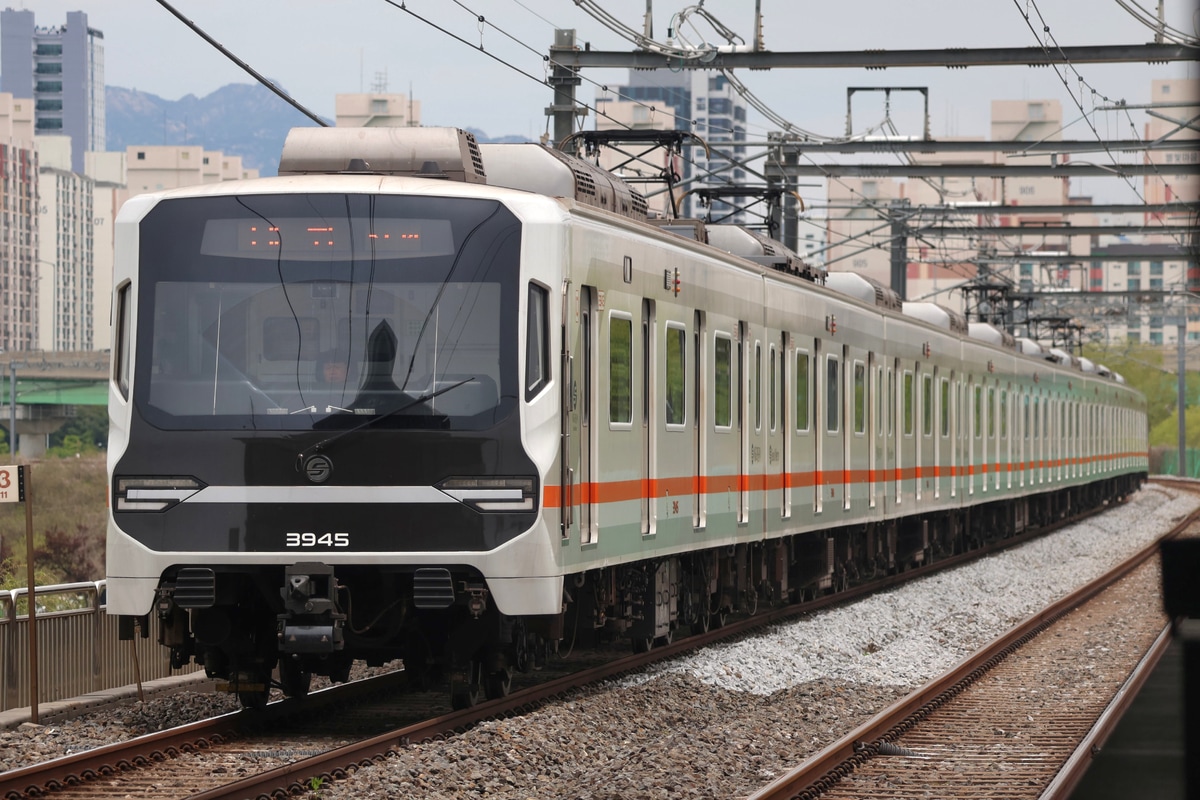 Seoul Metro  3000系 3X45F